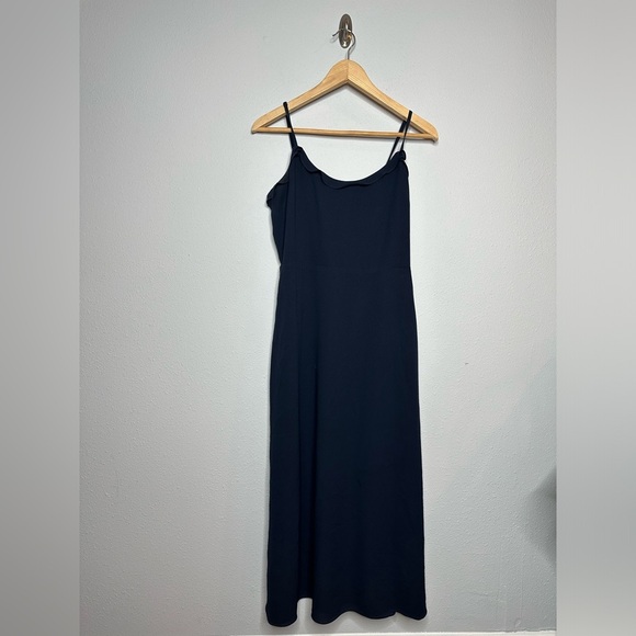 Aritizia Elegant Navy Spaghetti Strap Dress Wilfred size 8 women’s - Picture 1 of 7